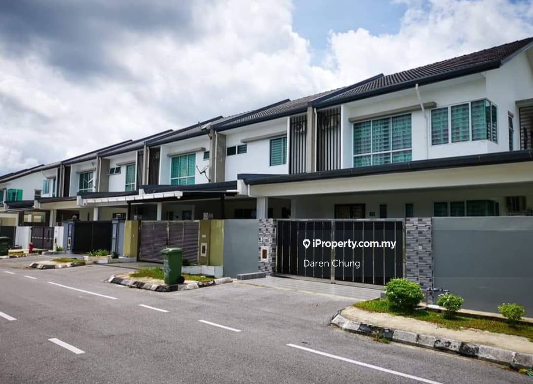 Muara Tuang Double Storey House For Rent, Kuching 2sty Terrace/Link
