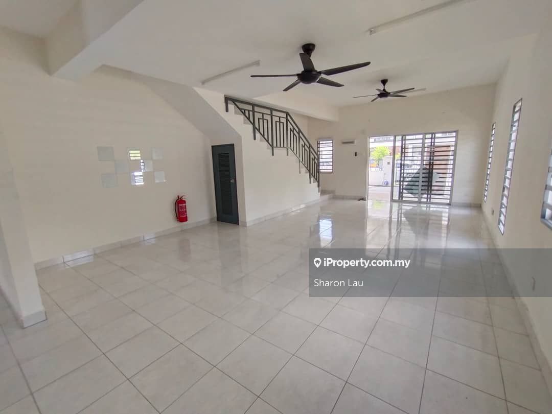 Sg.Choh, bukit sentosa , Rawang Corner lot 2sty Terrace/Link House 3