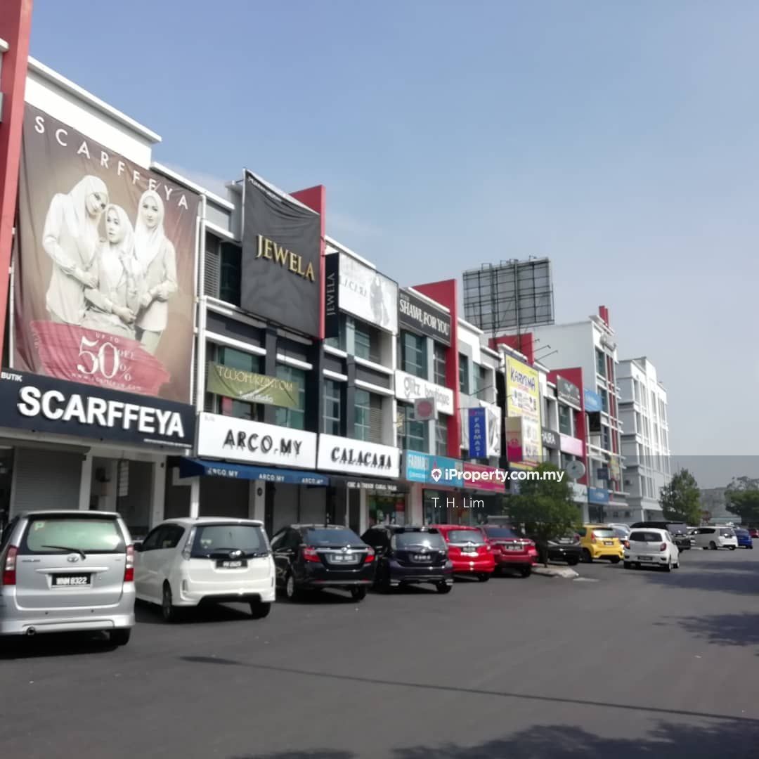 Shah Alam Seksyen 16 shop office near bank, mall , residential for rent