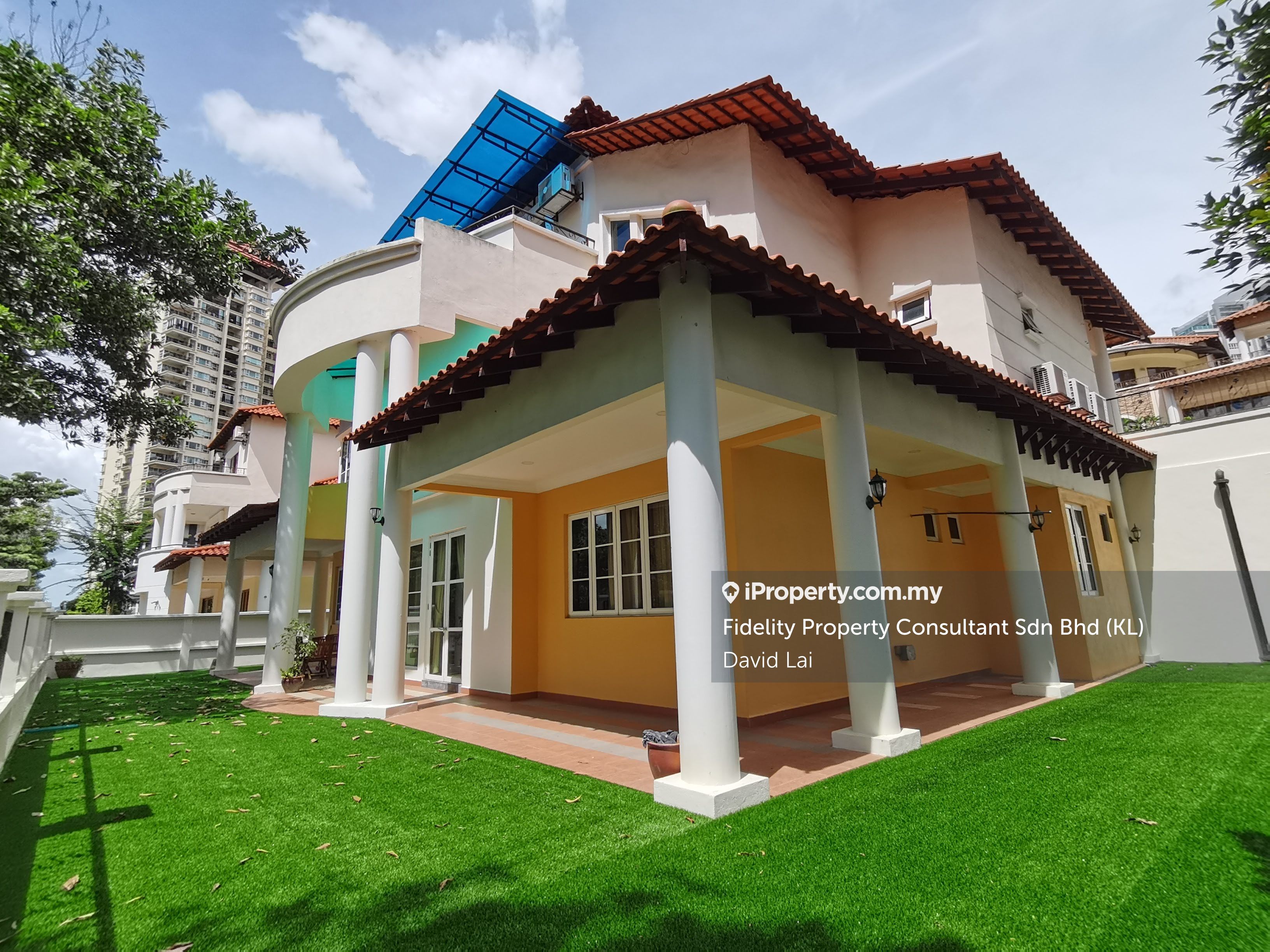 Mont Kiara Triplex Bungalow 5+1 bedrooms for sale | iProperty.com.my