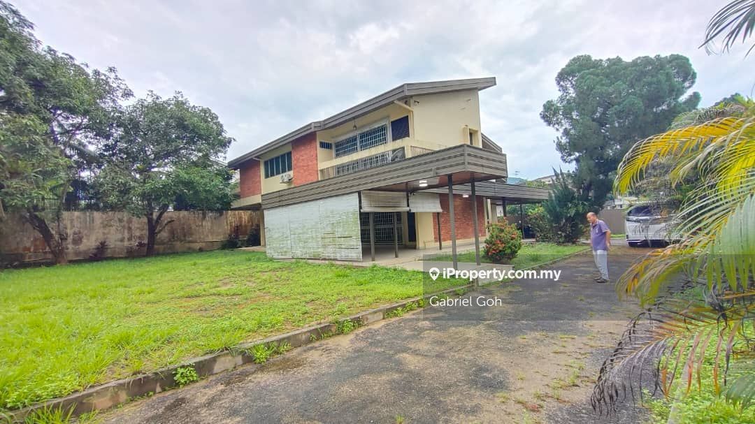FREE LEGAL FEE 2 Sty Bungalow Taman Hill View, Ampang Bungalow 6+1 bedrooms for sale