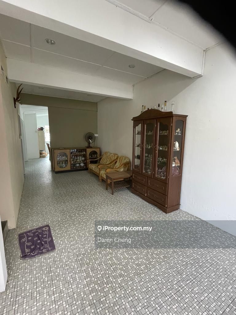 Pok Kwong Park Double Storey House For Rent, Kuching 2sty Terrace/Link