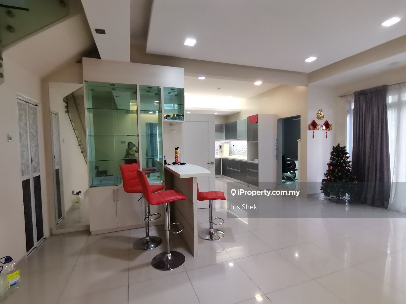 DAMAI RESIDENCE CORNER LOT KEMUNING UTAMA , Kota Kemuning for sale