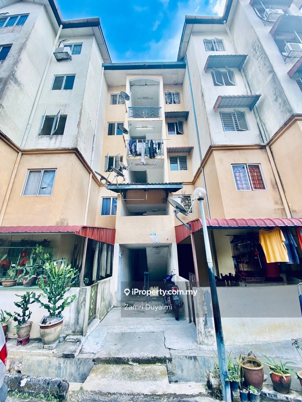 Apartment Cempaka Apartment 3 Bedrooms For Sale In Selayang Selangor Iproperty Com My