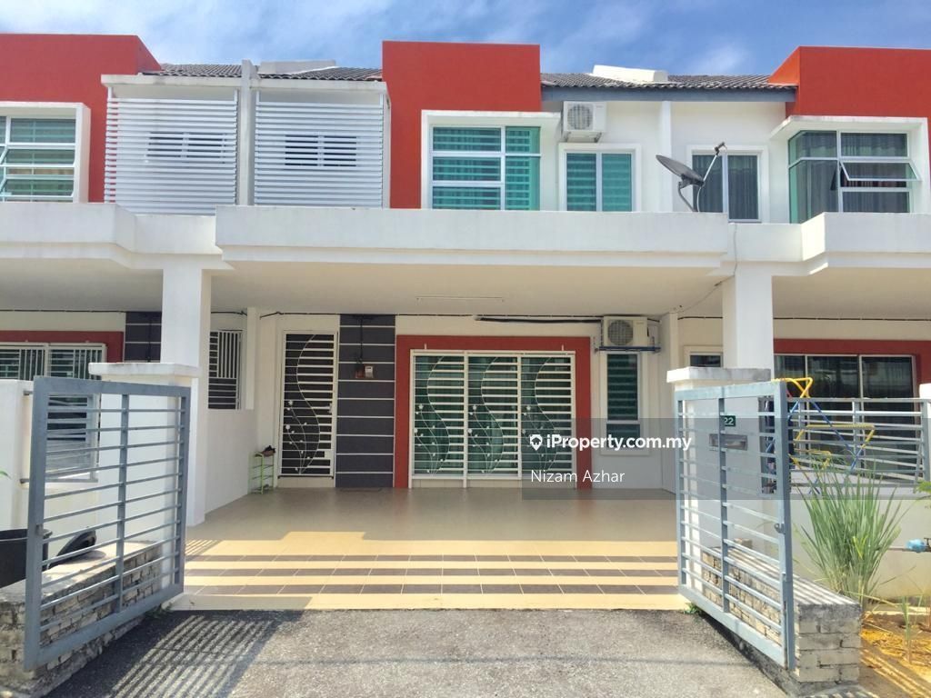 Jalan Lakeville 25, Bandar Universiti, Seri Iskandar