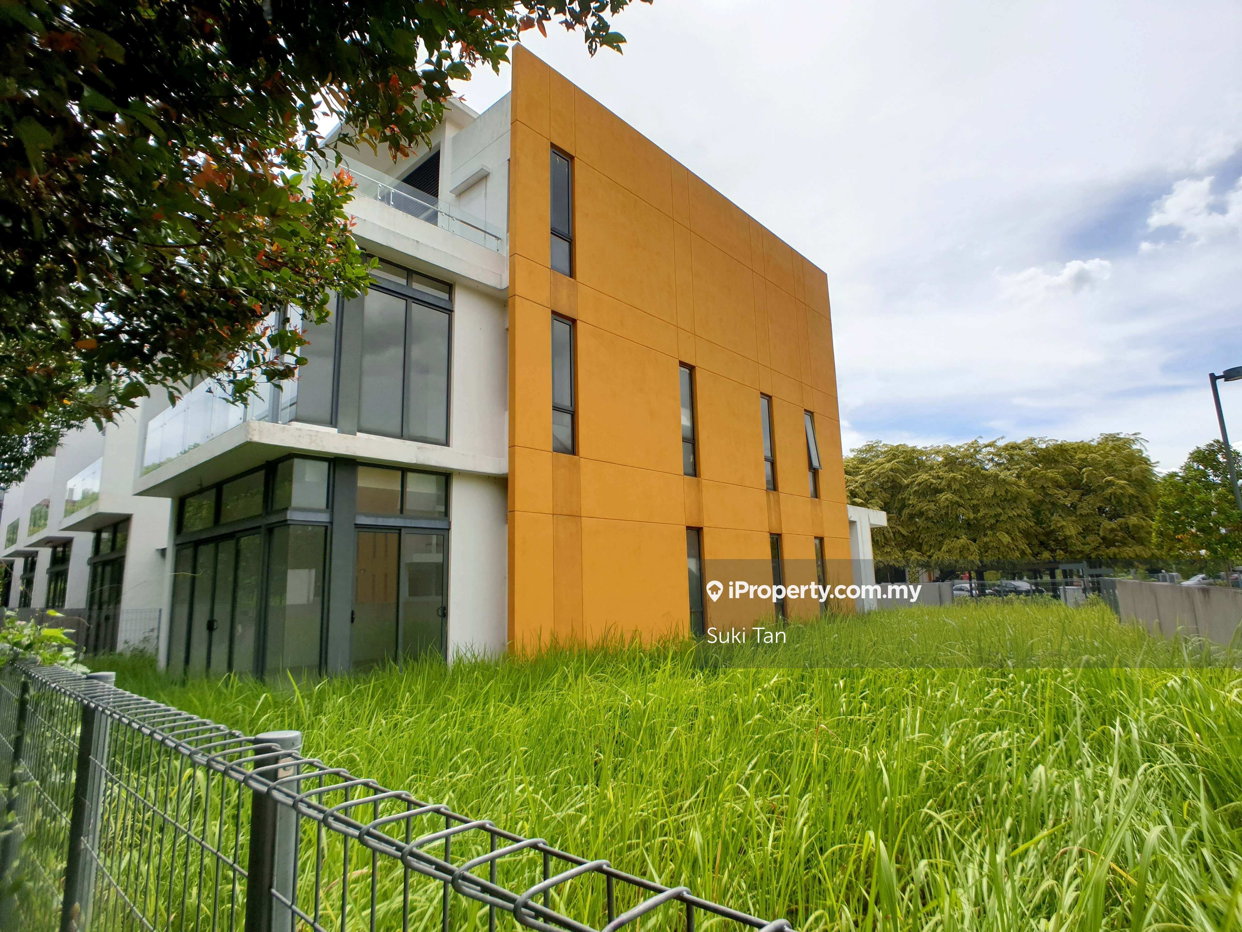 REED LAKE FIELDS / LAKEFIELDS SG BESI KL, Sungai Besi for sale