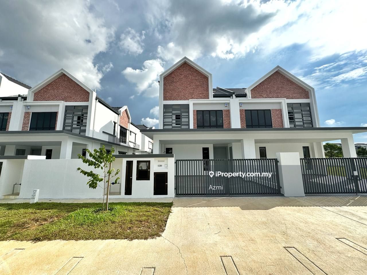 BYWATER HOMES Setia Alam, Setia Alam Intermediate Semidetached House 4