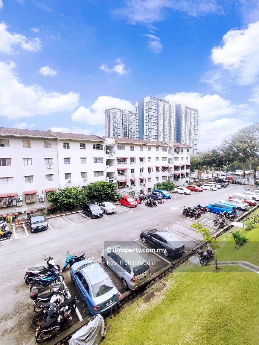 Putra Permai Block B Corner Lot Apartment 3 Bedrooms For Sale In Seri ...