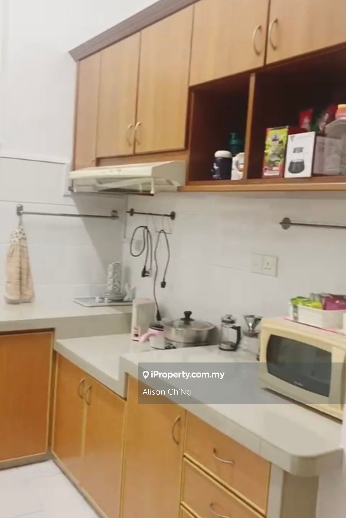 Kingfisher Series Corner lot Apartment 3 bedrooms for sale in Jelutong