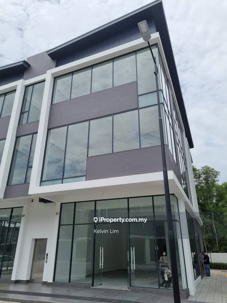 Iconic Point, Simpang Ampat Intermediate Shop for rent