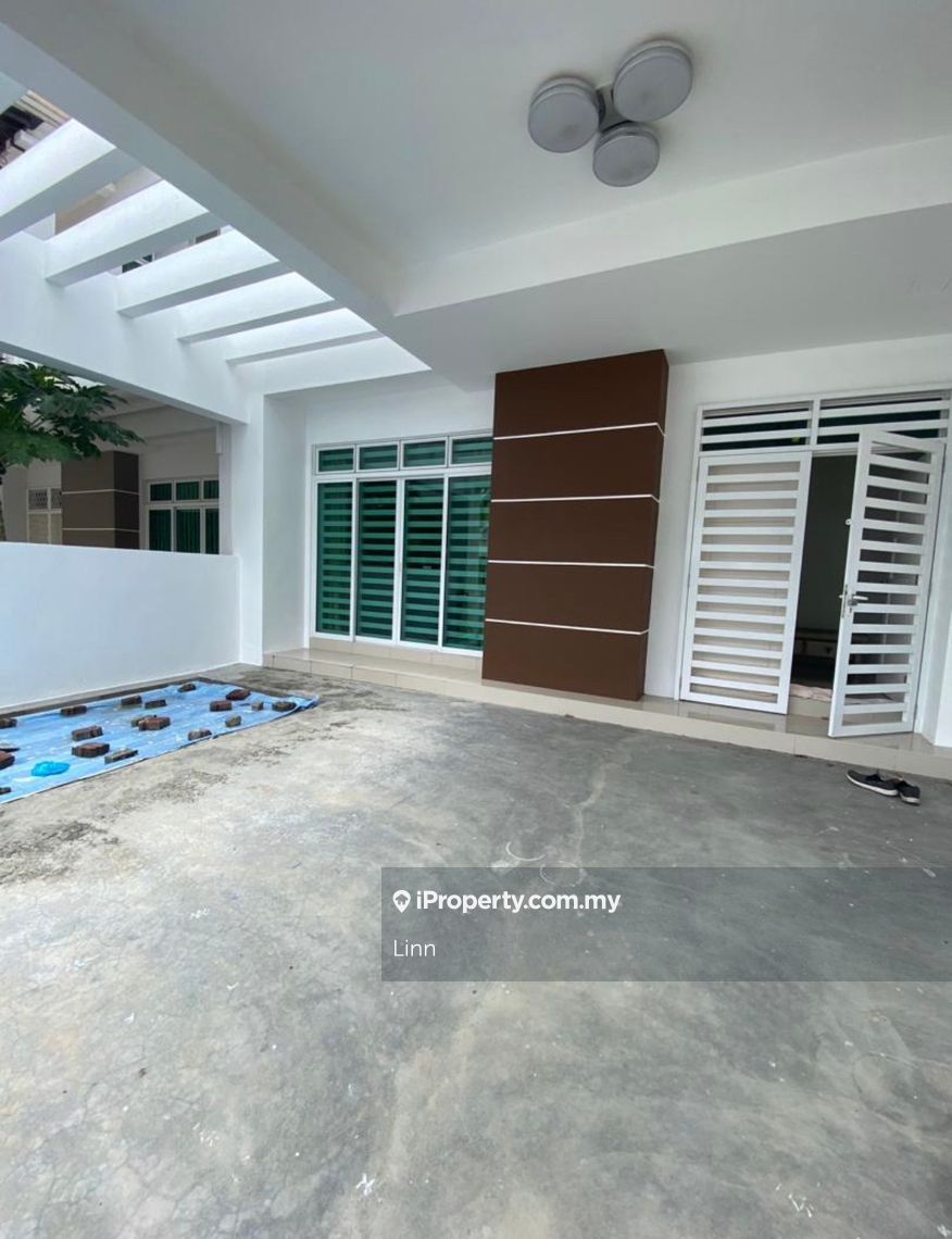 Balik Pulau 2sty Terrace/Link House 4 bedrooms for sale