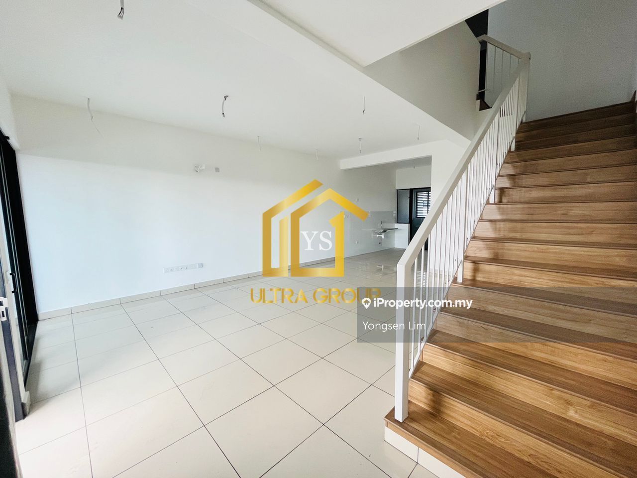 Bandar Bukit Raja Klang Lumira Kyra Casira Elsa, Bandar Bukit Raja