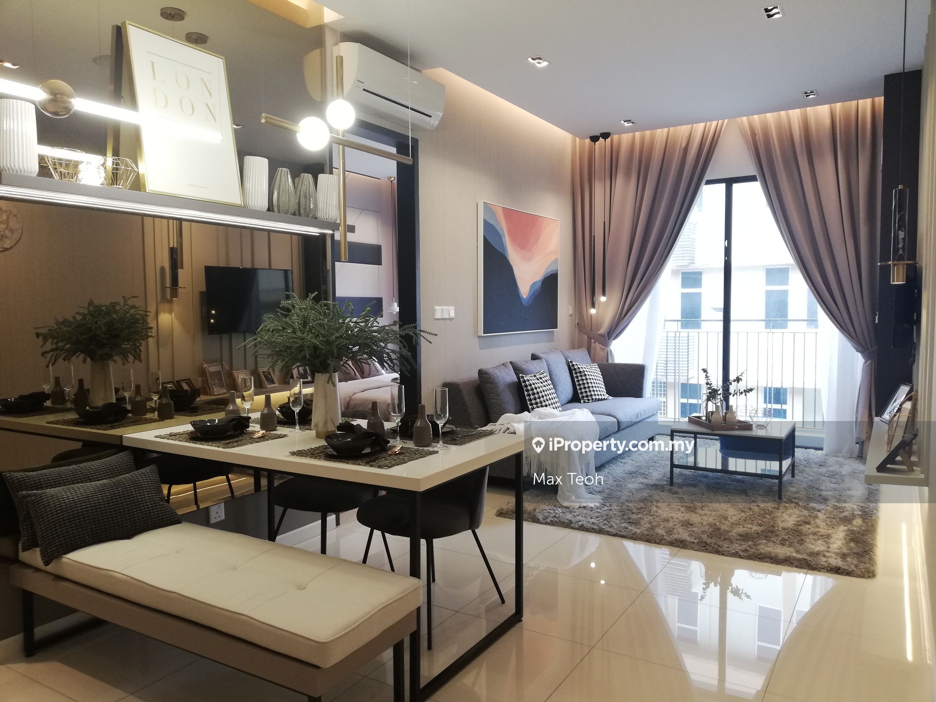 8th & Stellar, Bandar Baru Sri Petaling, Sri Petaling