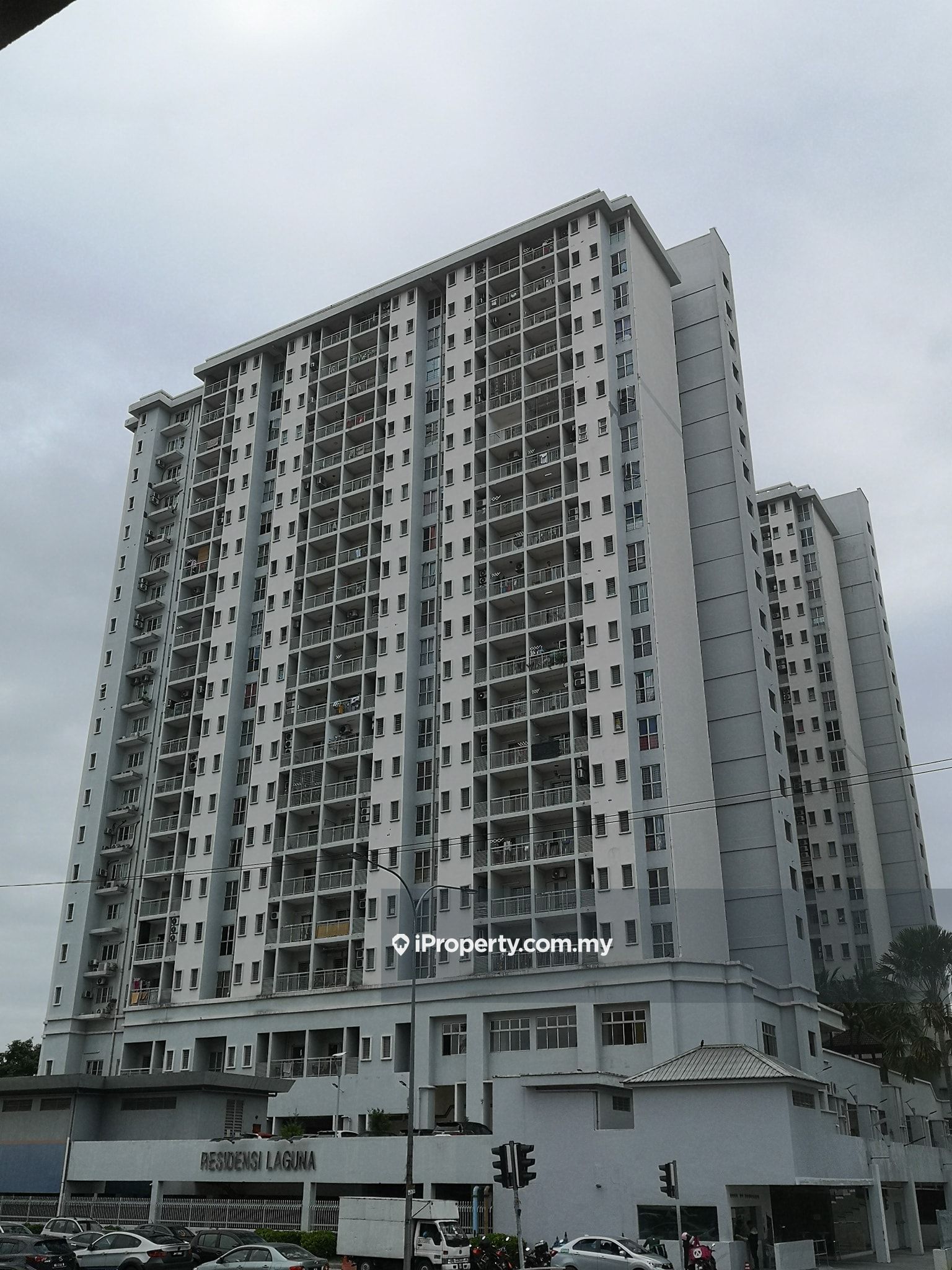 Residensi Laguna (Sunway Belvedere) Condominium 3 bedrooms for sale in ...