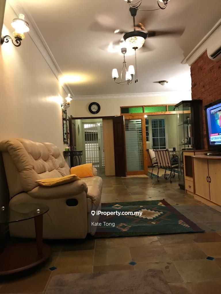 Gurney Park Condominium Intermediate Condominium 3 bedrooms for rent in