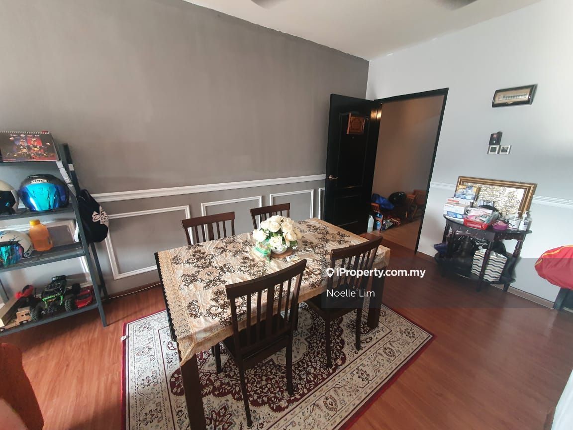 Lakeview Apartments Apartment 3 bedrooms for sale in Selayang, Selangor