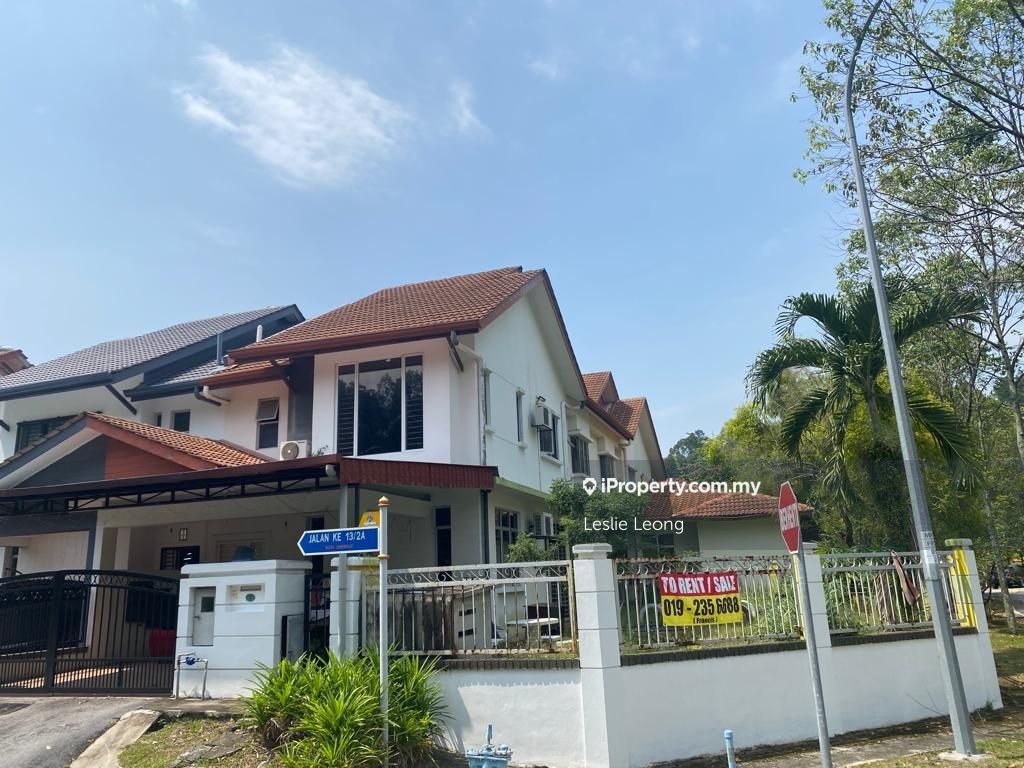 Partly furnished Corner SemiD Kota Emerald Rawang, Rawang Corner lot