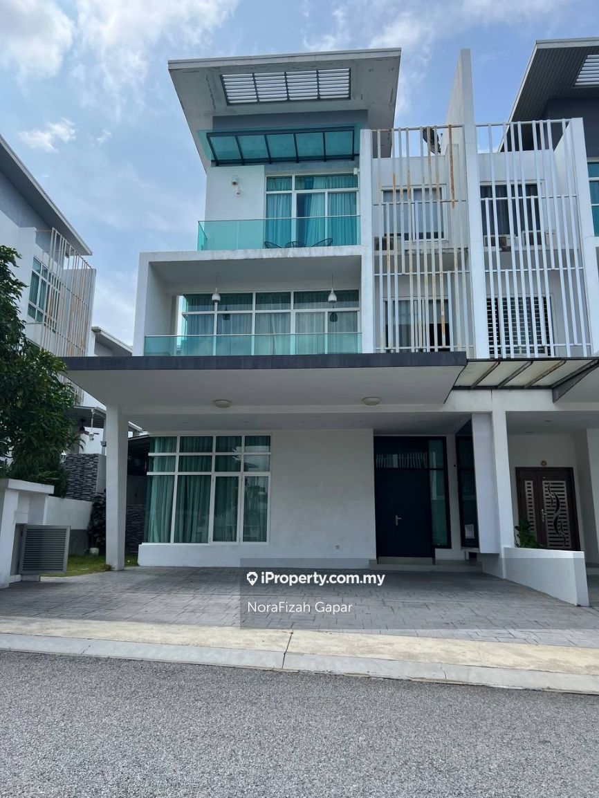 Clover Gardens Residence, Cyberjaya Semidetached House 5+1 bedrooms