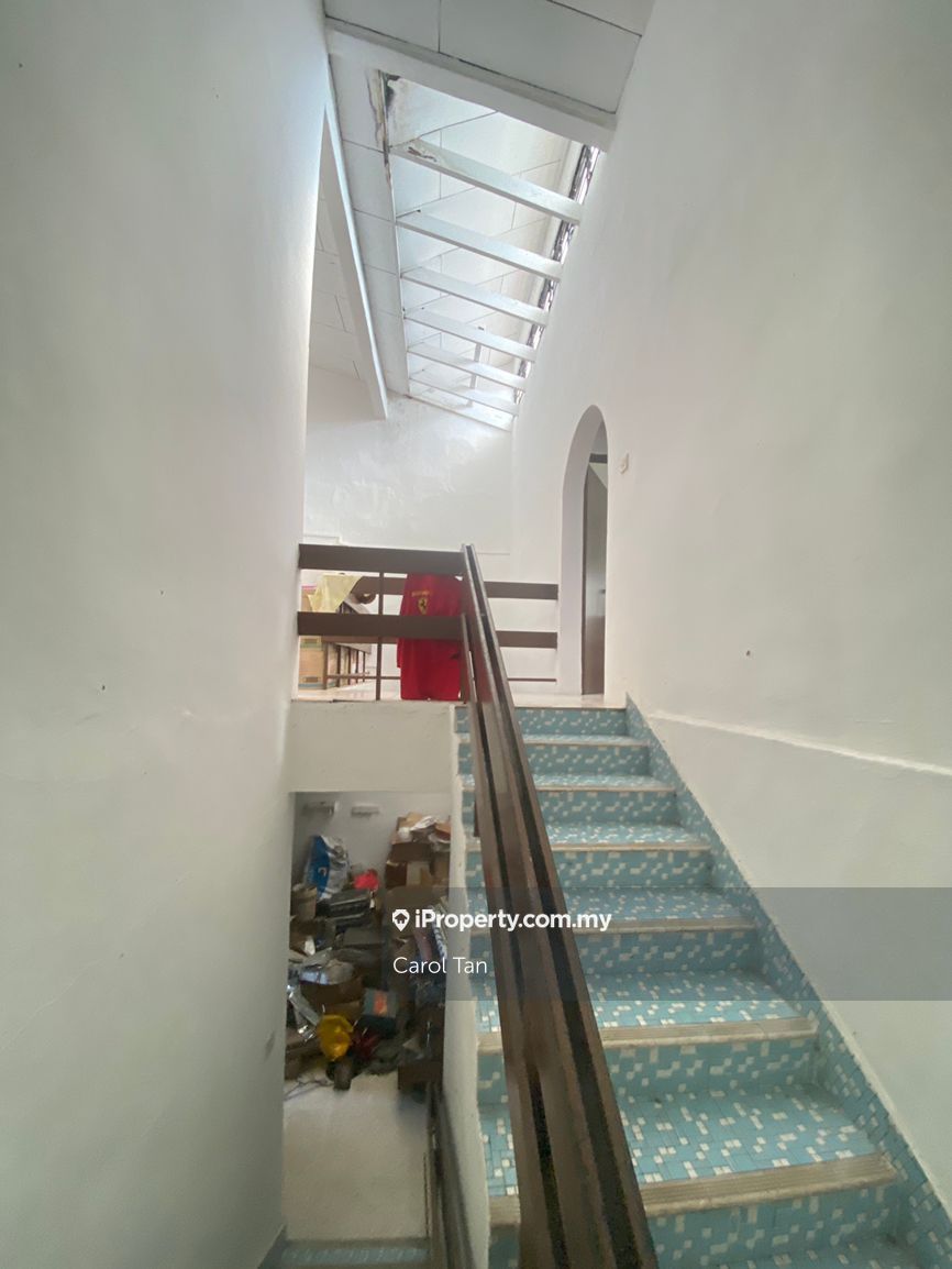 Taman Kolam Air, Johor Bahru Intermediate 2sty Terrace/Link House 4
