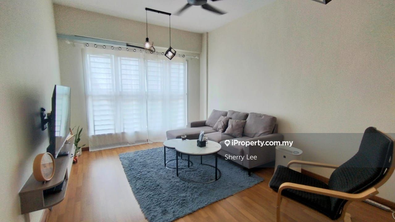 Jenderam Indah Intermediate Apartment 3 bedrooms for sale in Dengkil