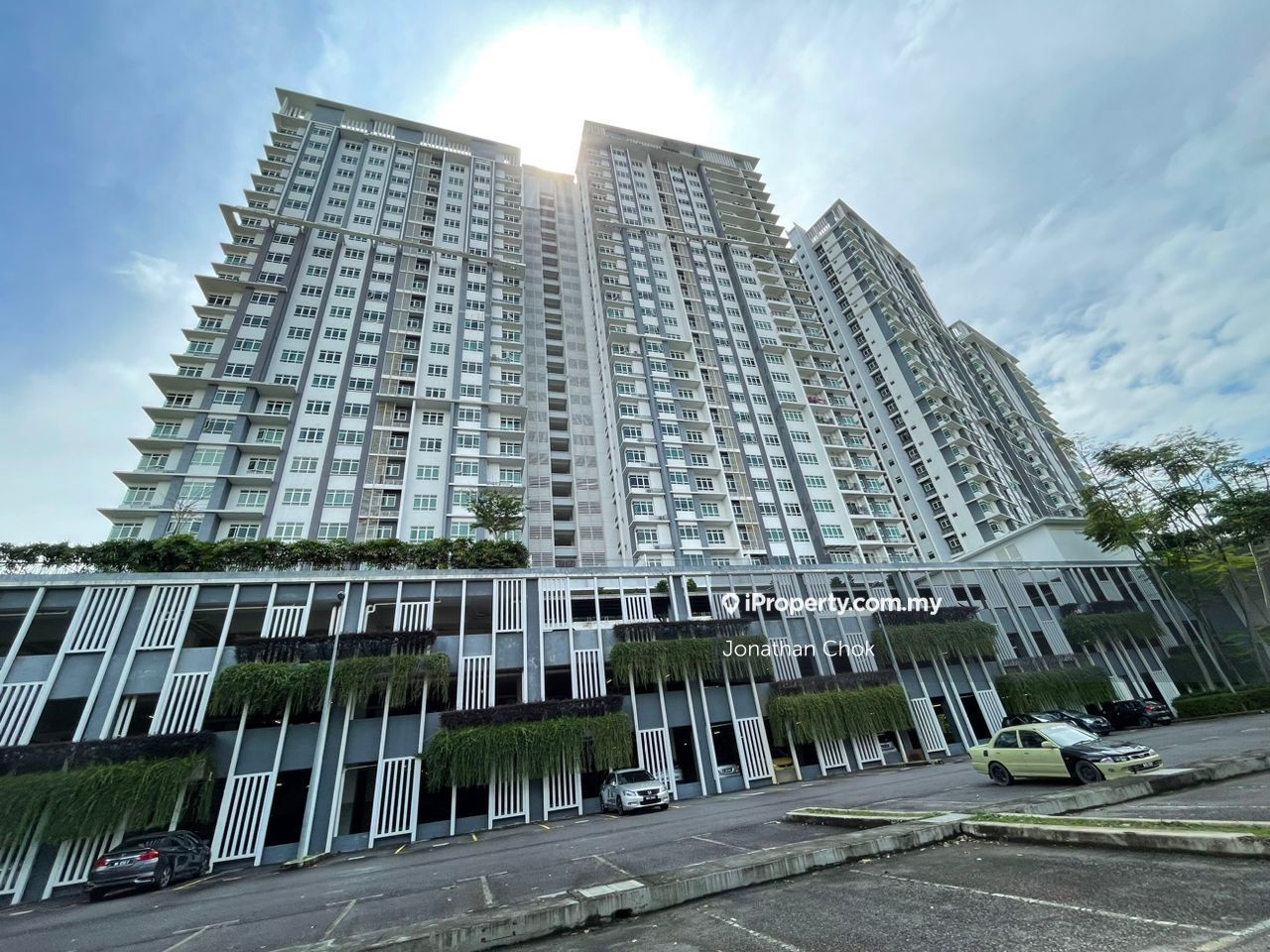 La Thea Residences Condominium 3 Bedrooms For Sale In Puchong South 