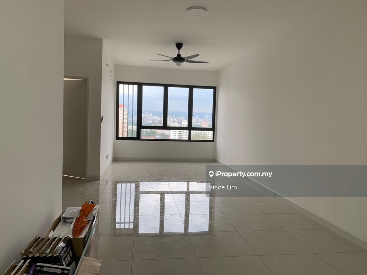 Tuan Residency Serviced Residence 3 bedrooms for sale in Jalan Kuching