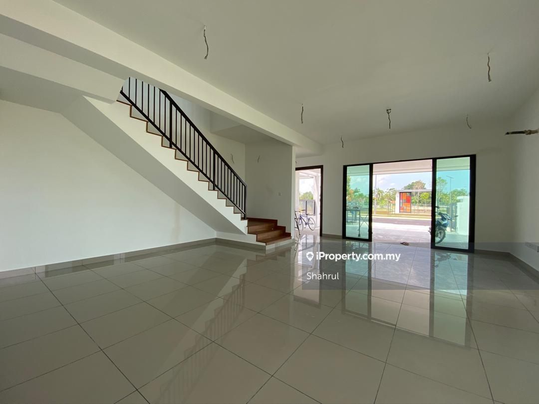 Bandar bukit raja athira residency , Bandar Bukit Raja 