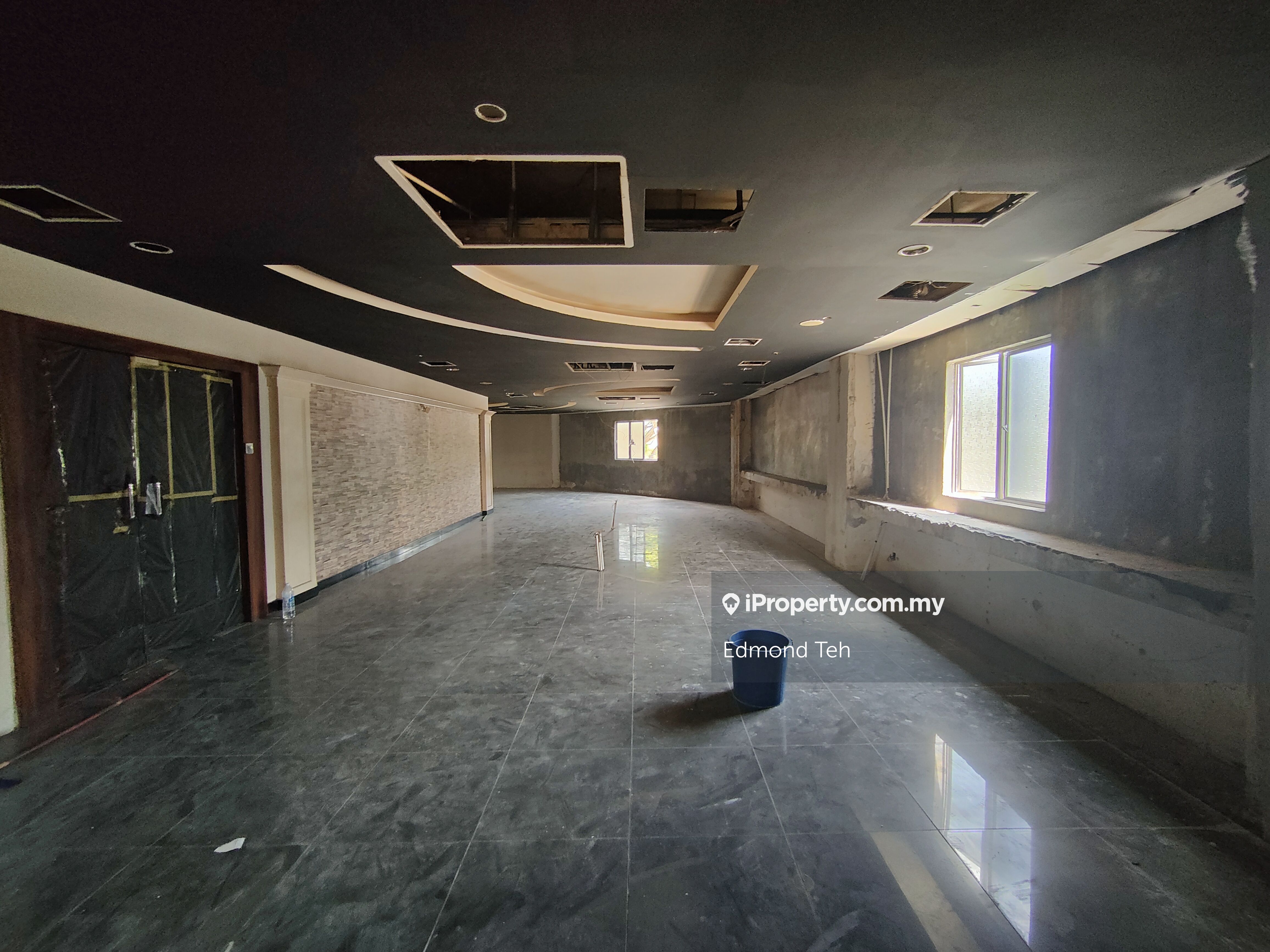 1st Floor Corner Subang Hi Tech, Taman Teknologi Tinggi Subang, Subang