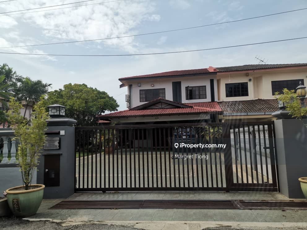 alor akar, Kuantan Corner lot Semi-detached House 6 bedrooms for rent ...