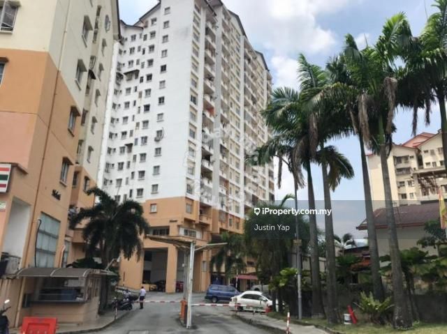 Merdeka Villa Apartment 3 Bedrooms For Sale In Ampang Selangor Iproperty Com My