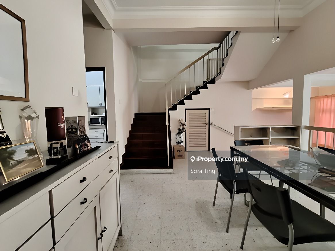 Taman OUG, Kuchai Lama 2sty Terrace/Link House 4 bedrooms for sale