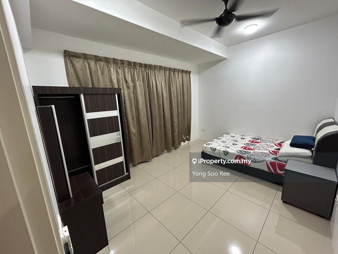 Mahkota Impian Intermediate Serviced Residence 3 bedrooms for rent in