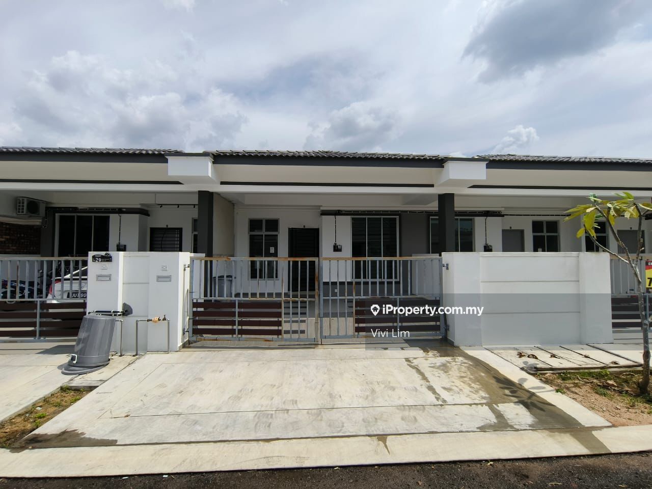 Kluang Taman Saujana(Original Condition) with Gate, Kluang for sale ...