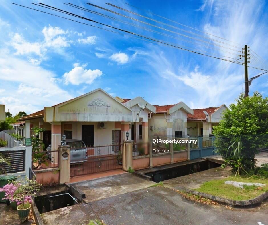 Matang Taman Sri Perkasa, Kuching Semidetached House 5 bedrooms for