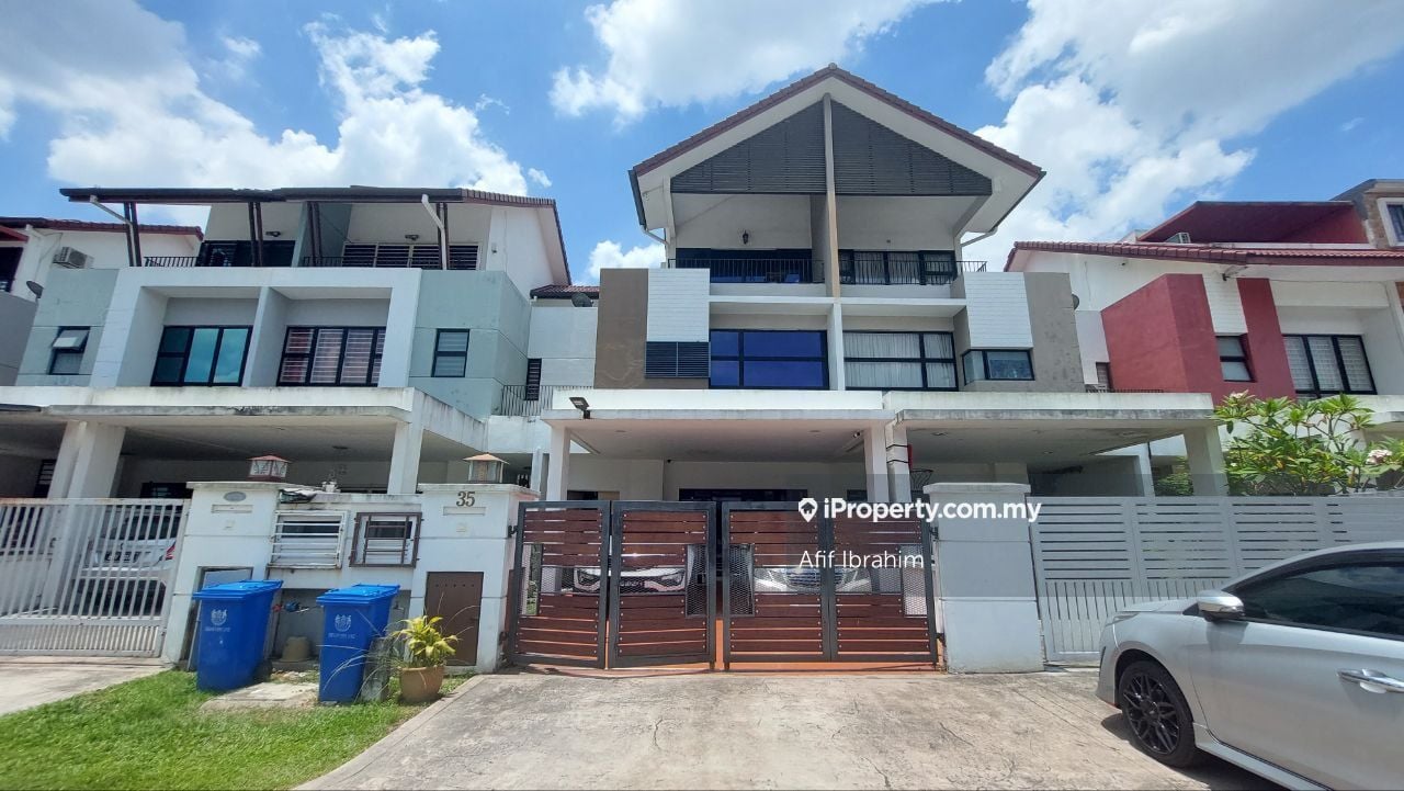 Taman Cahaya Alam, Shah Alam 2.5sty Terrace/Link House 4+1 bedrooms