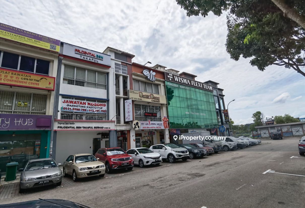 Taman Mount Austin Johor Bahru Intermediate Shop 6 Bedrooms For Sale Iproperty Com My