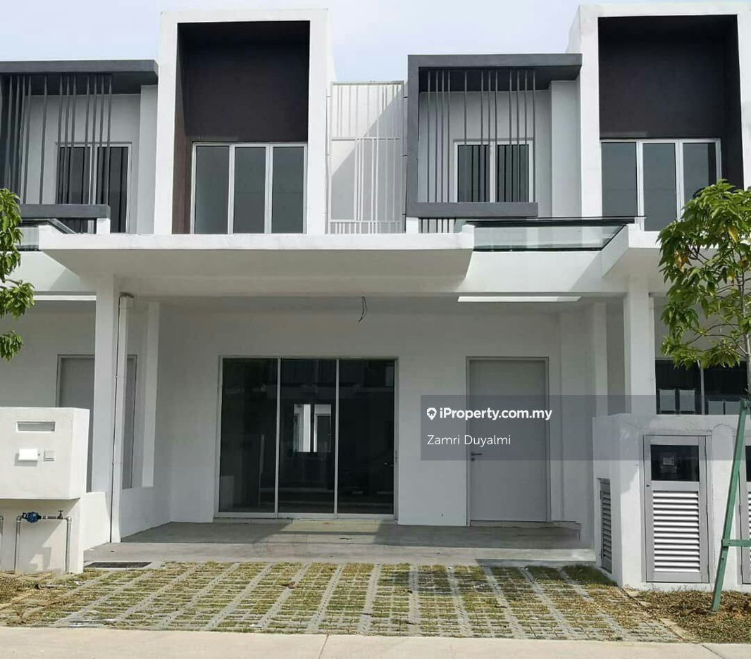 Casa View Cybersouth Dengkil 2 Sty Terrace Link House 4 Bedrooms For Sale Iproperty Com My