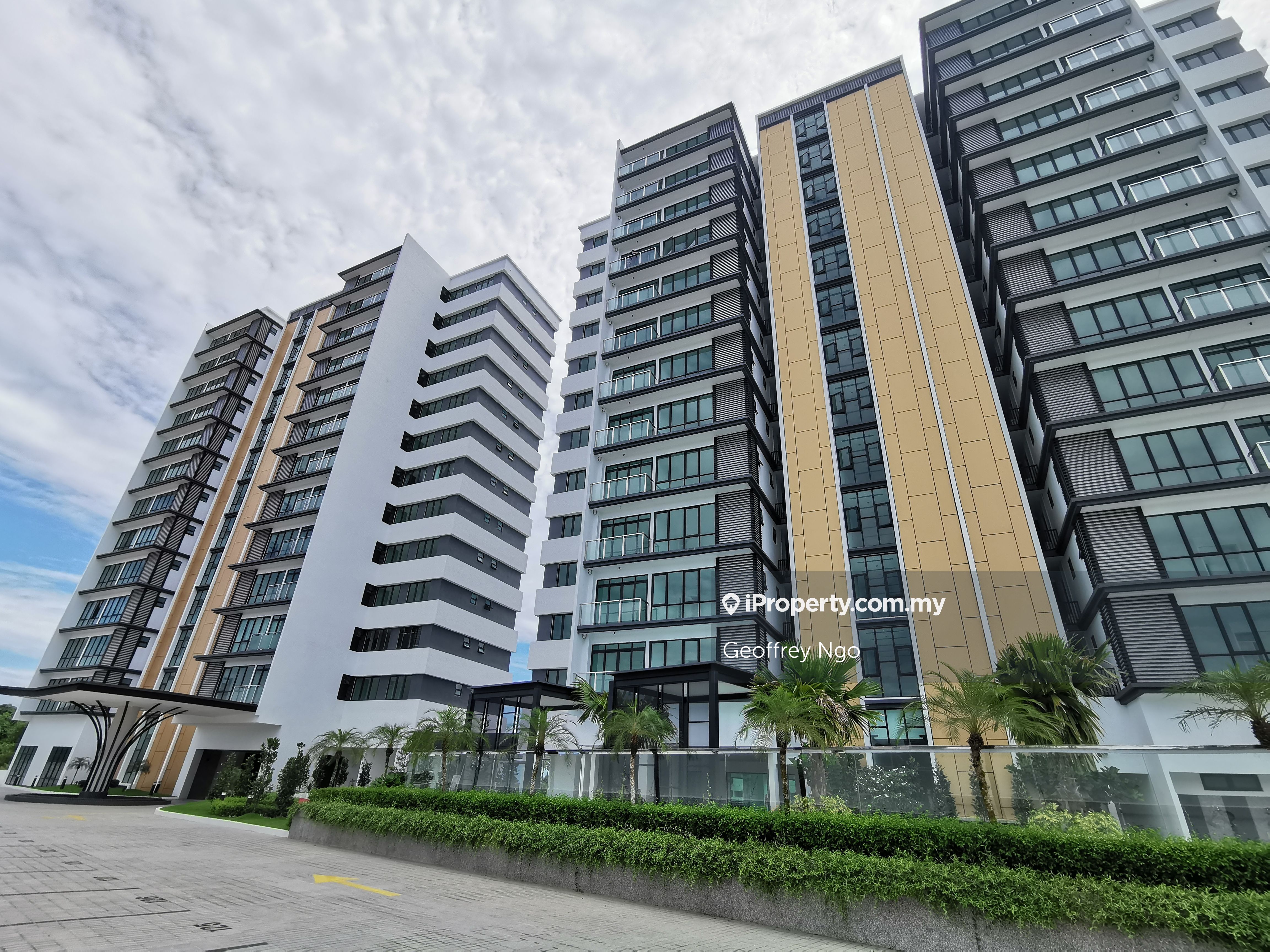 Royal Richmond Gold Condominium 2 Bedrooms For Sale In Kuching Sarawak Iproperty Com My