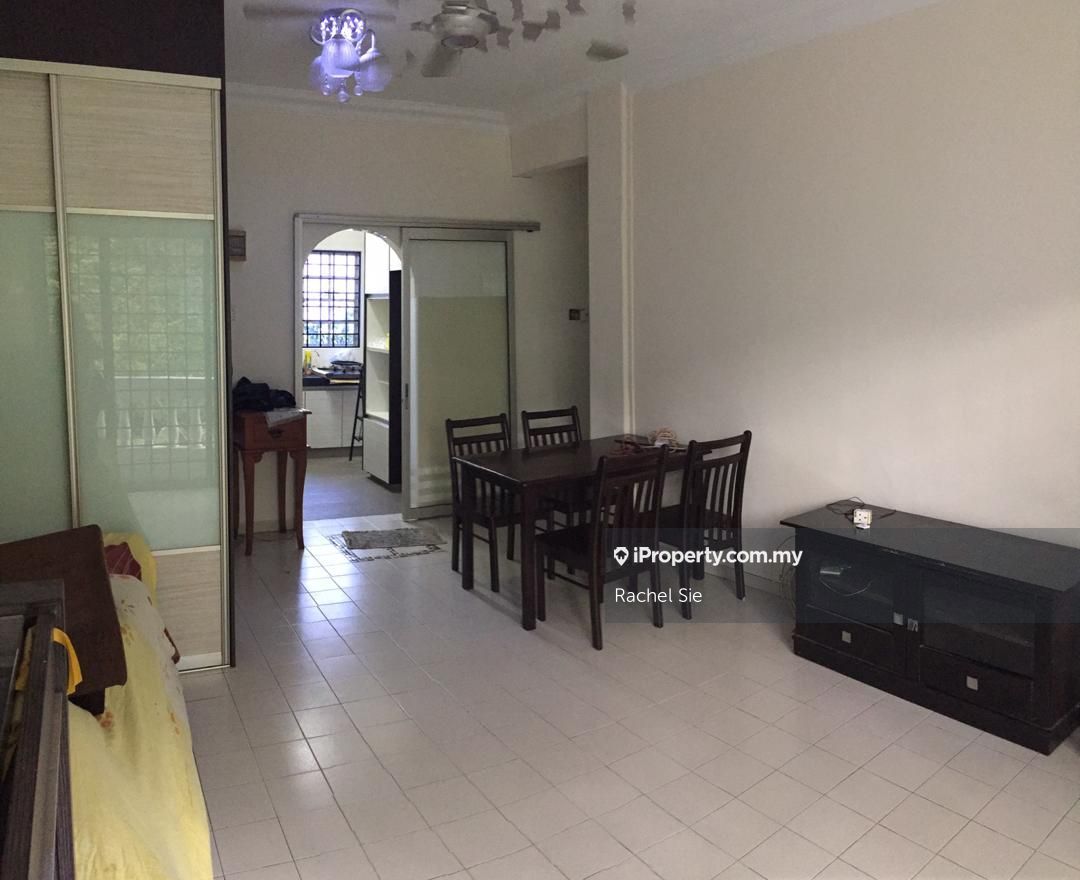 Keranji Apartments Intermediate Apartment 3 bedrooms for rent in Subang Jaya, Selangor