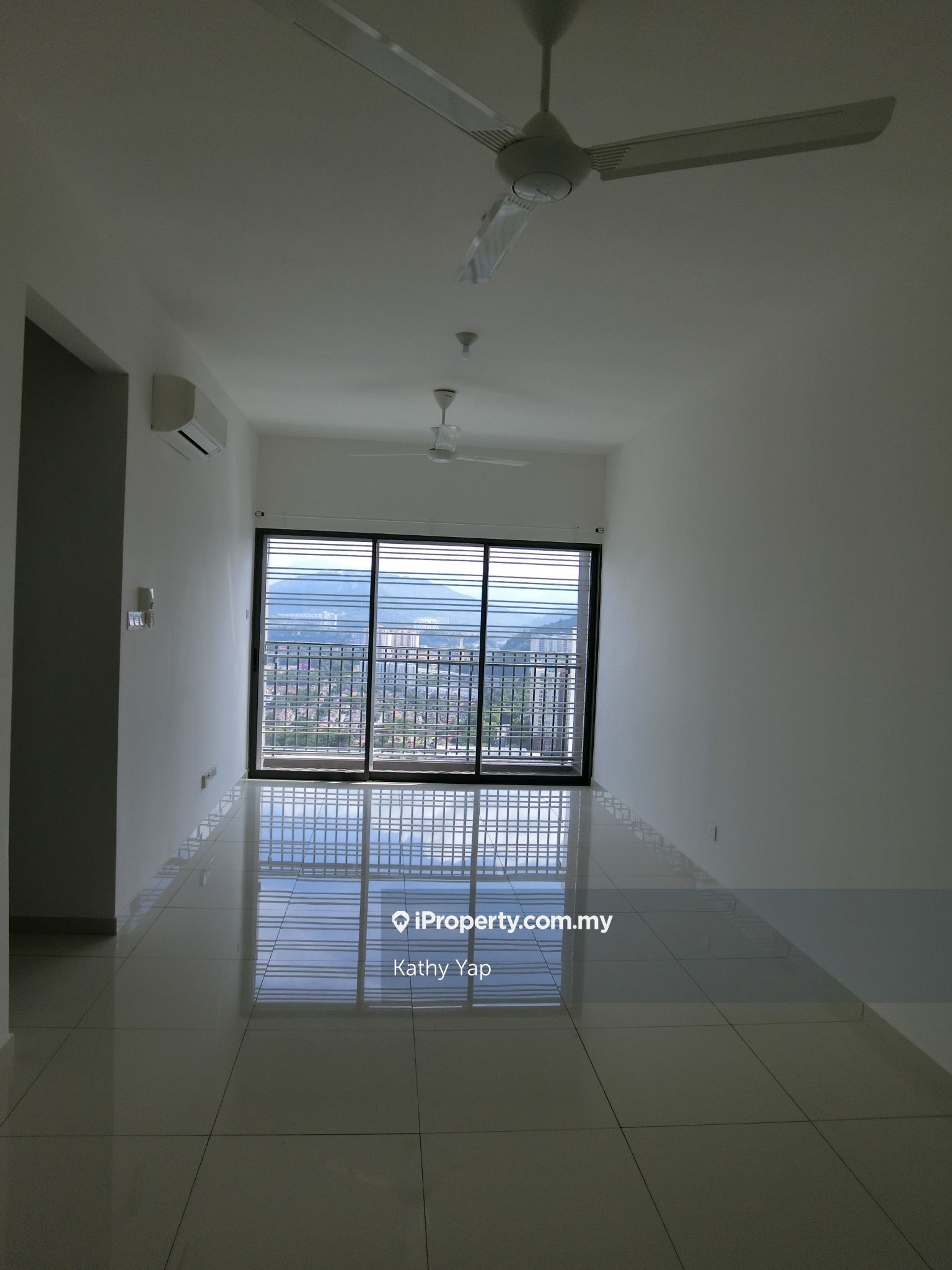 Seasons Garden Residences Corner lot Serviced Residence 4 bedrooms for