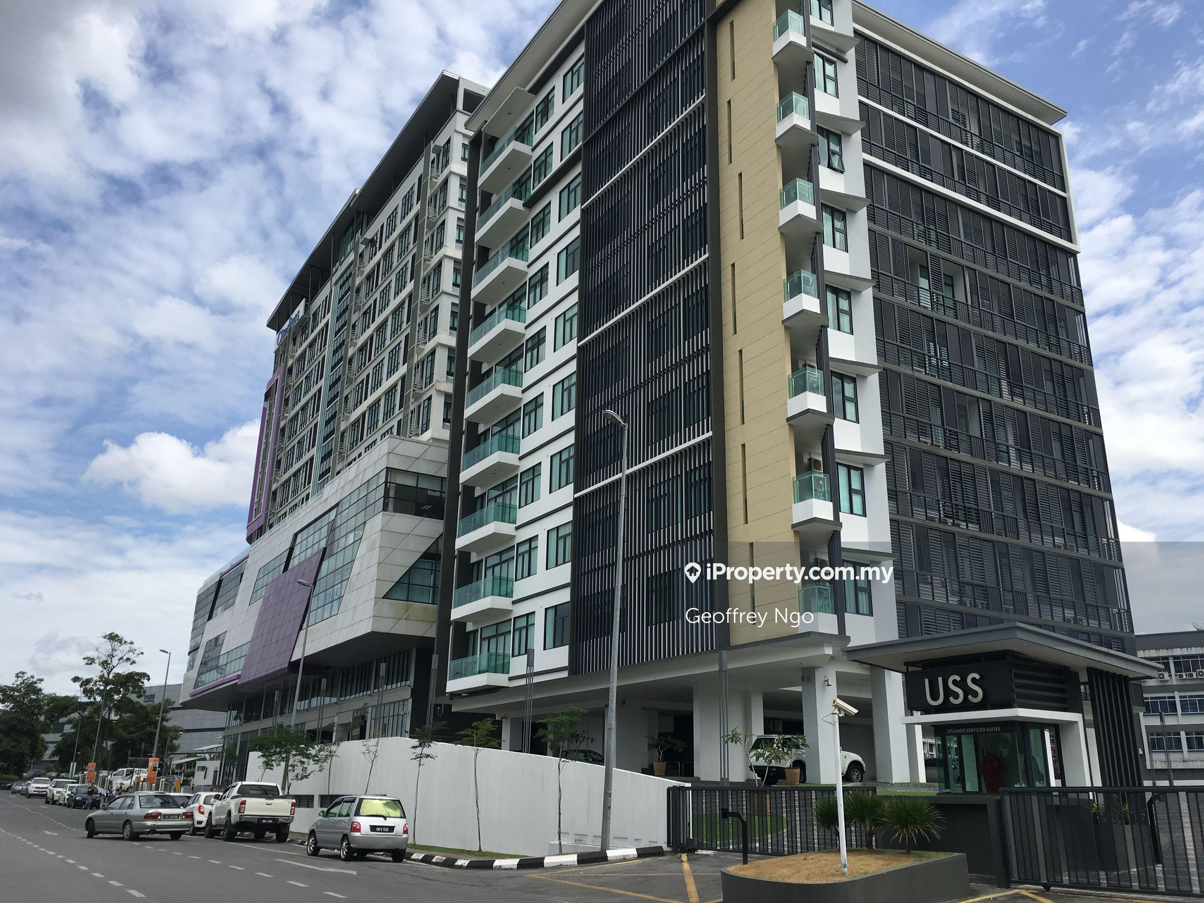 Upland Serviced Suite (USS) Condominium 2 bedrooms for rent in Kuching