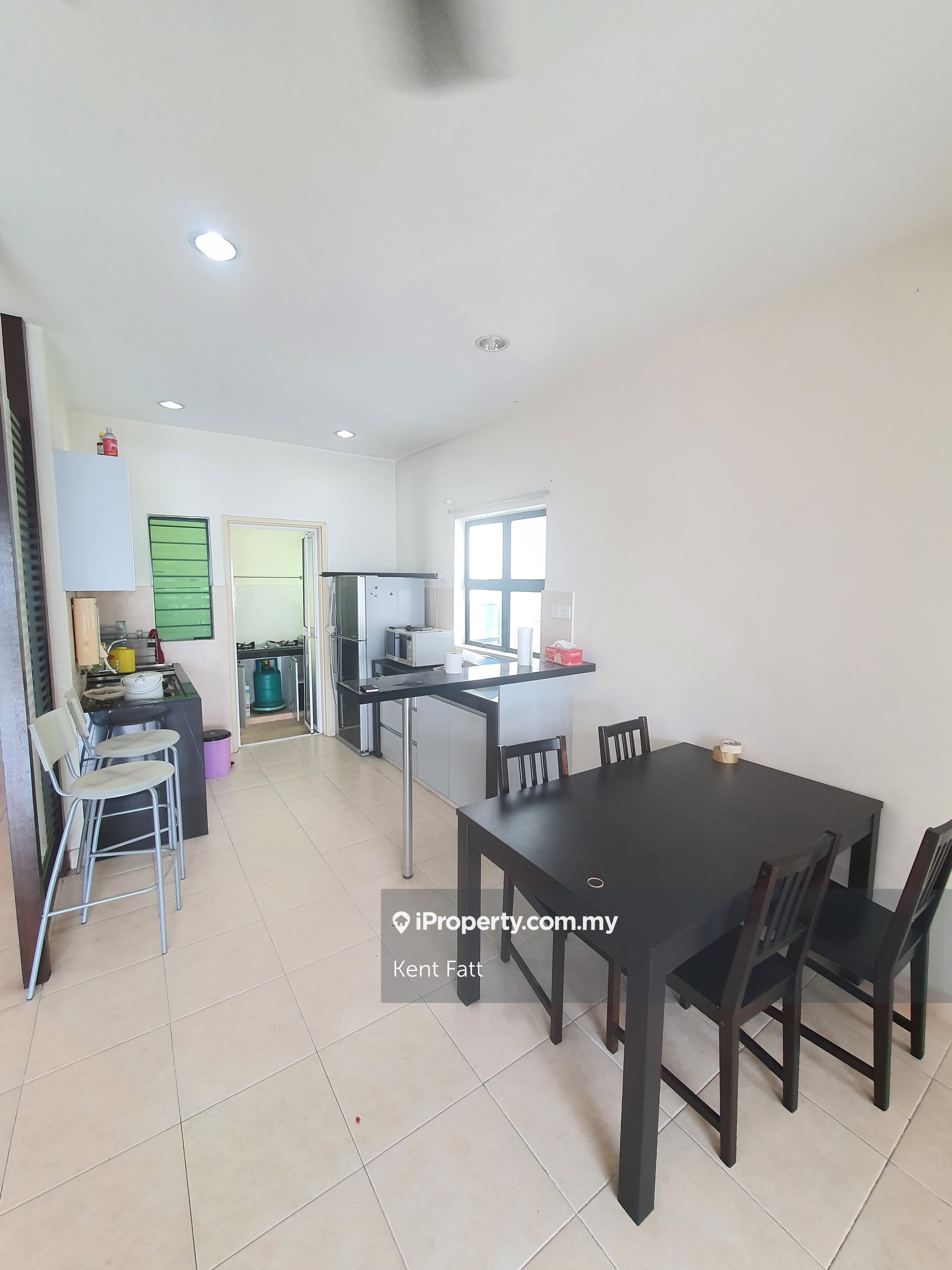Changkat View Corner lot Condominium 3 bedrooms for rent in Dutamas