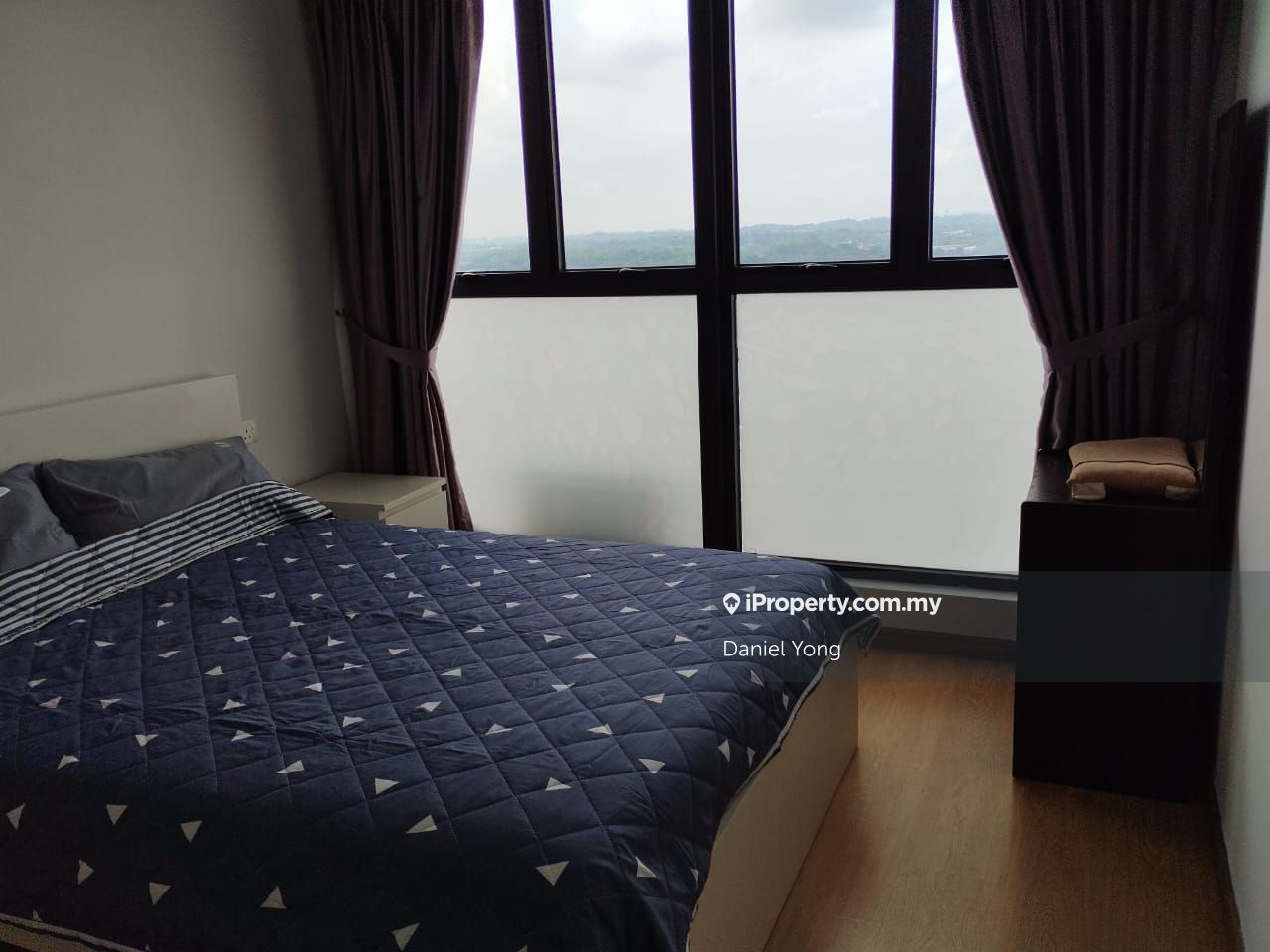 Kings Bay Country Garden Danga Bay Condominium 2 bedrooms for rent in