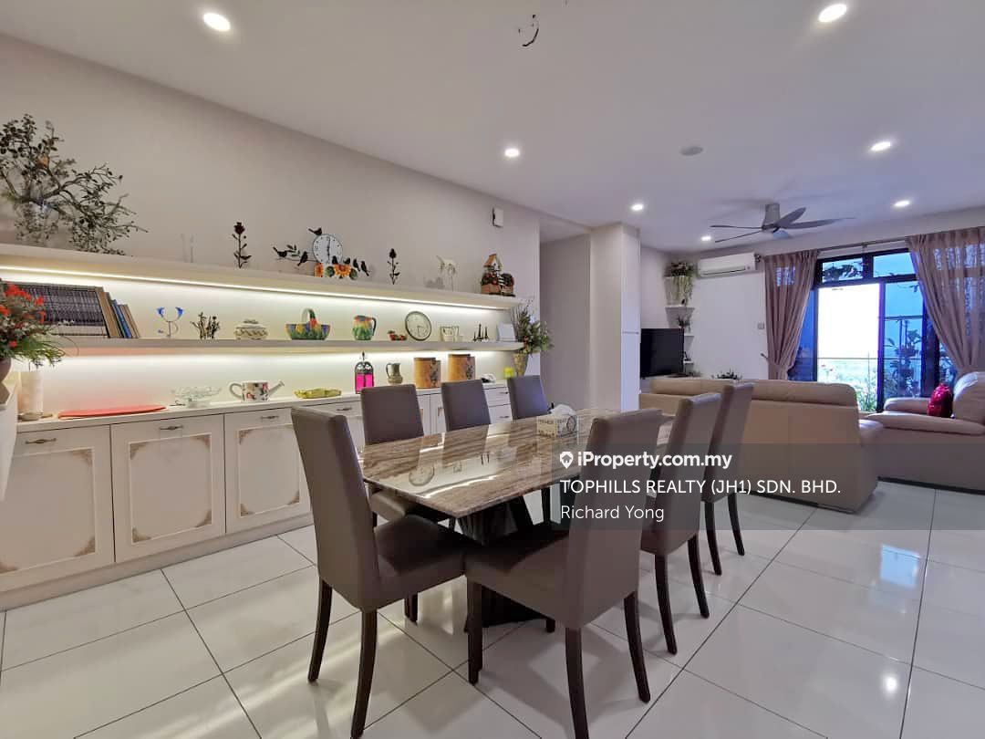 The Platino Serviced Apartment Corner 