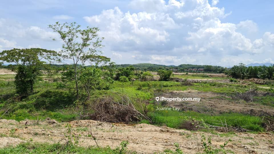 18.3 acre agricultural land beside river at Rantau, Rantau