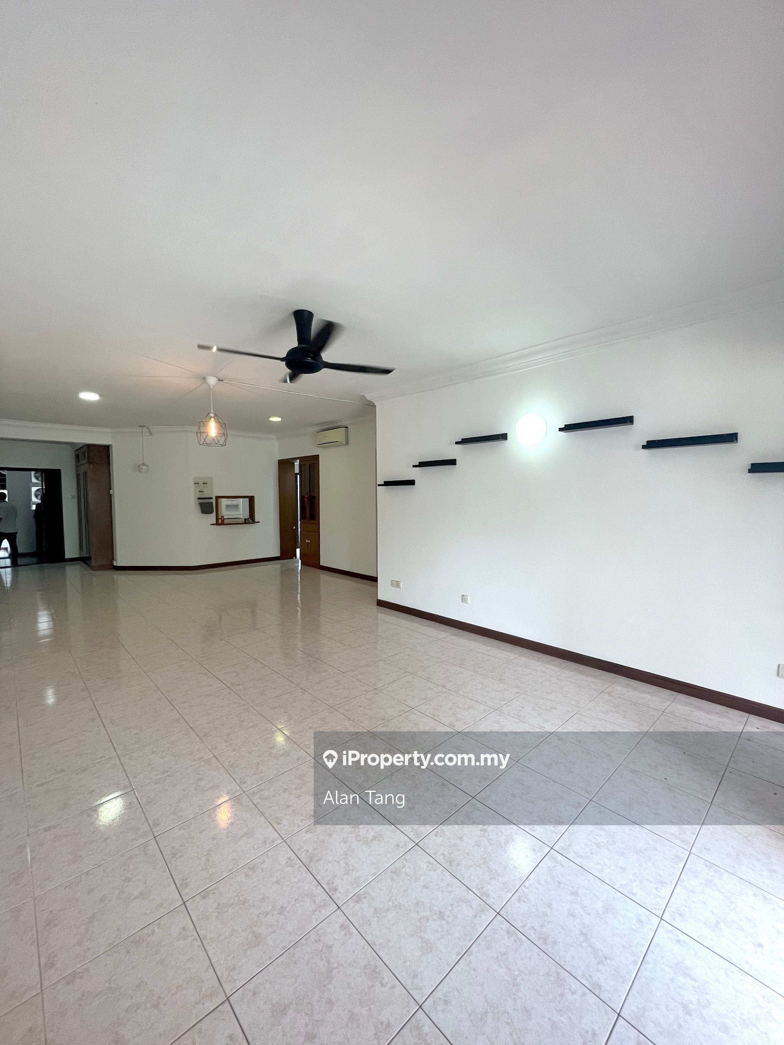 Lanai Kiara Corner lot Condominium 3 bedrooms for sale in Mont Kiara