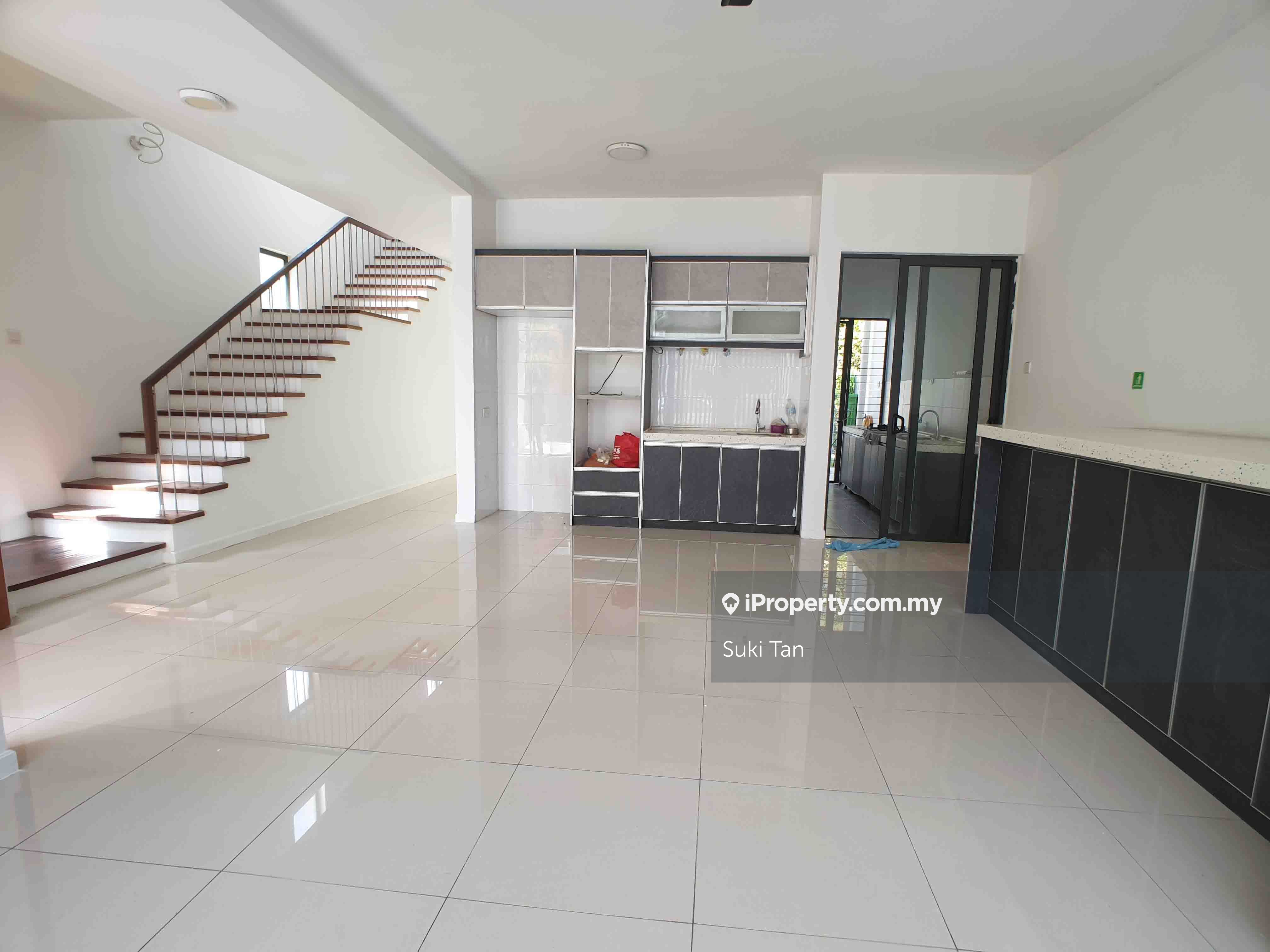 REED Lake Fields / Lakefields / Sungai Besi, Sungai Besi End lot 3sty