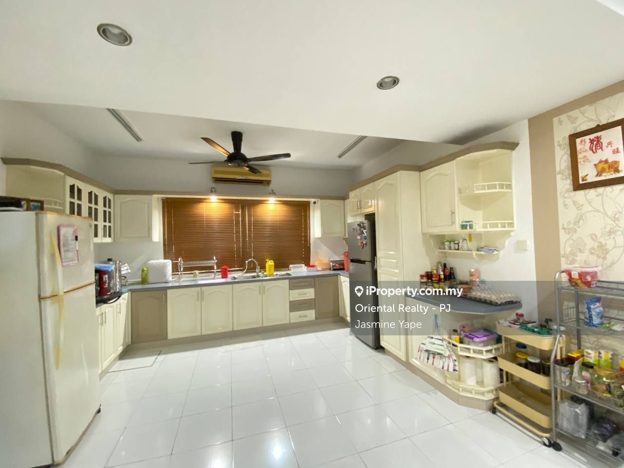 USJ 4 Subang Jaya, Subang Jaya Corner lot 2sty Terrace/Link House 4+1