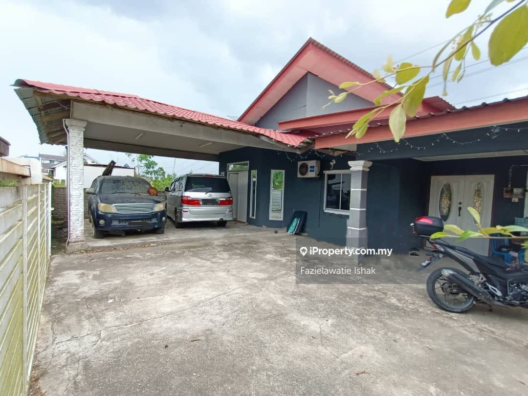 Banglo Taman Seroja Batu 4 Binjai Kemaman HOT AREA, Kemaman