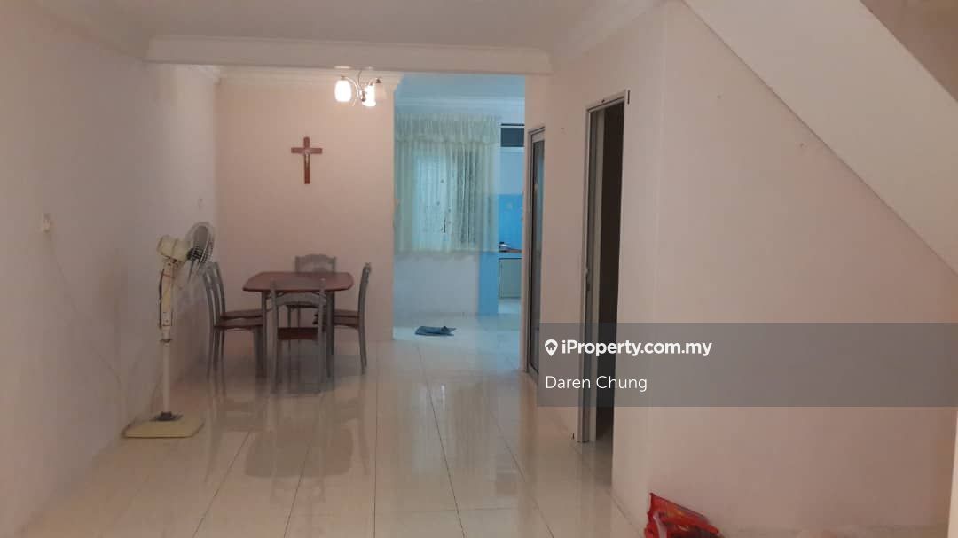 Green Road 2 Storey House For Sale, Kuching for sale RM550000